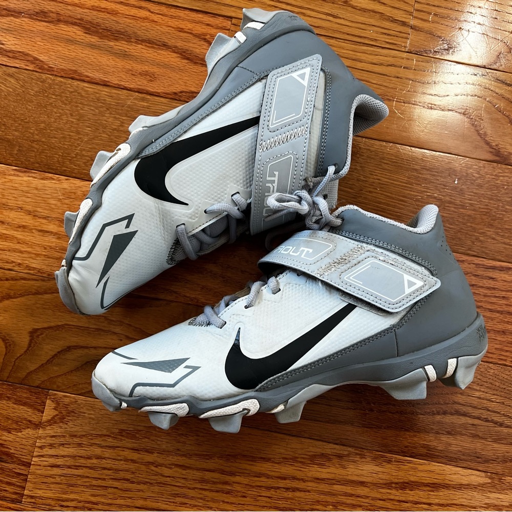 Men’s Nike Trout Baseball Cleats Size 7
